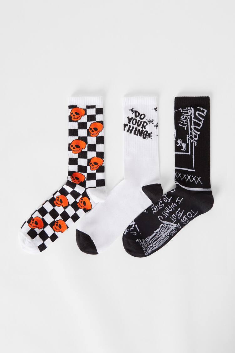 Pack of 3 pairs of chequered and skull print socks