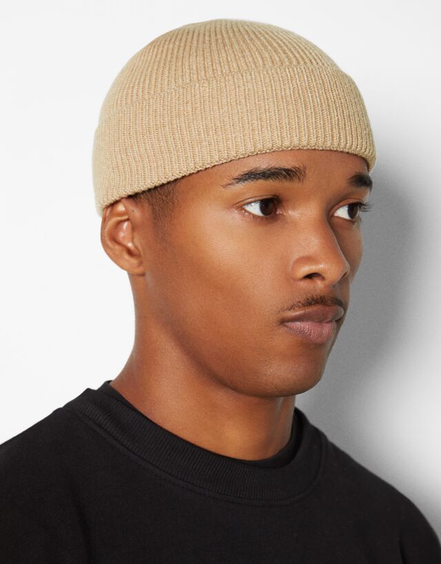 short wool beanie