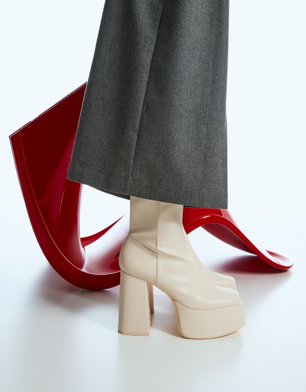 bershka xl platform high heel ankle boots