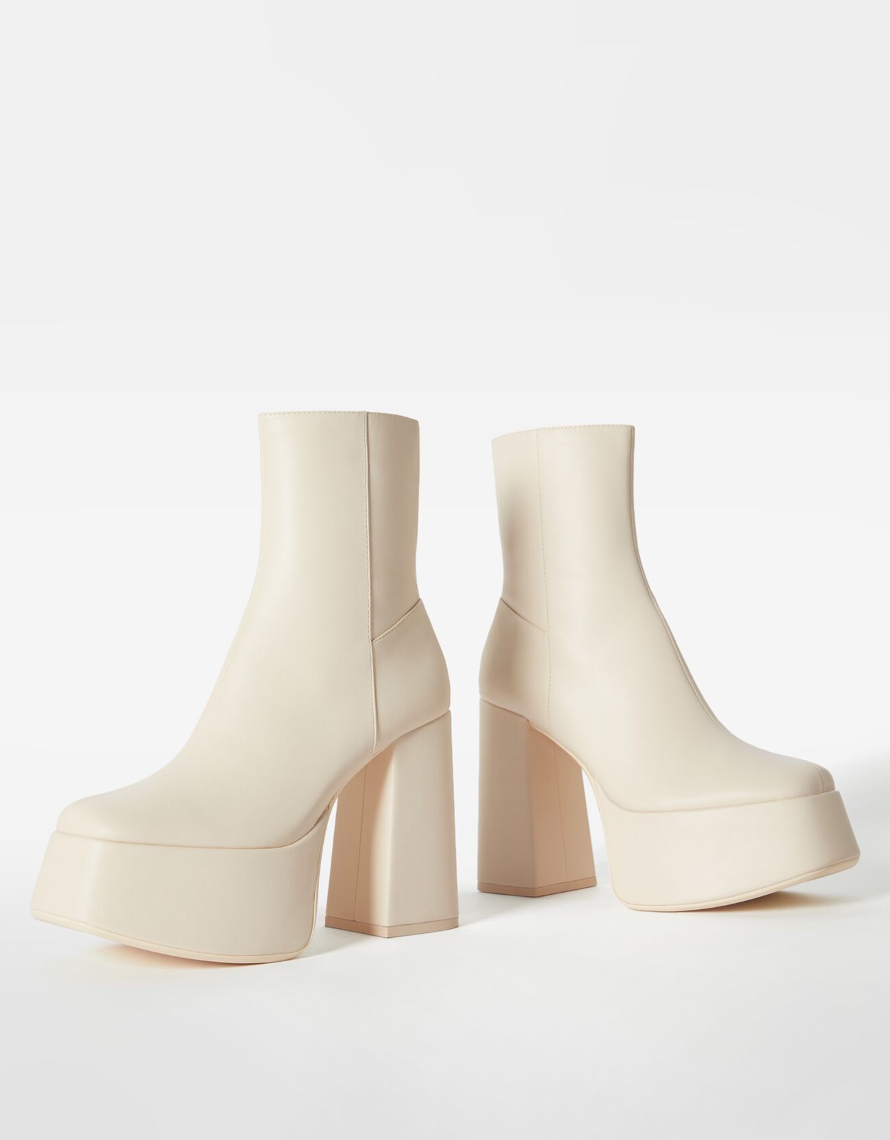XL platform high-heel ankle boots 