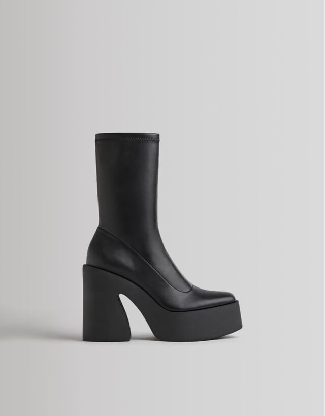 leather ankle boots platform