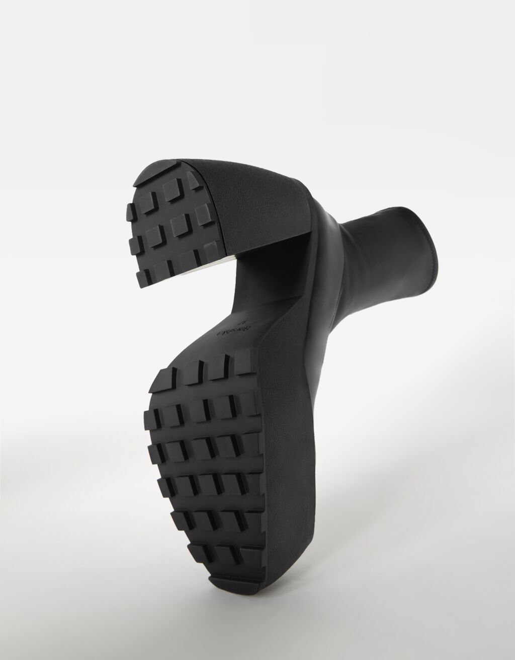 Fitted high-heel platform ankle boots - Woman | Bershka