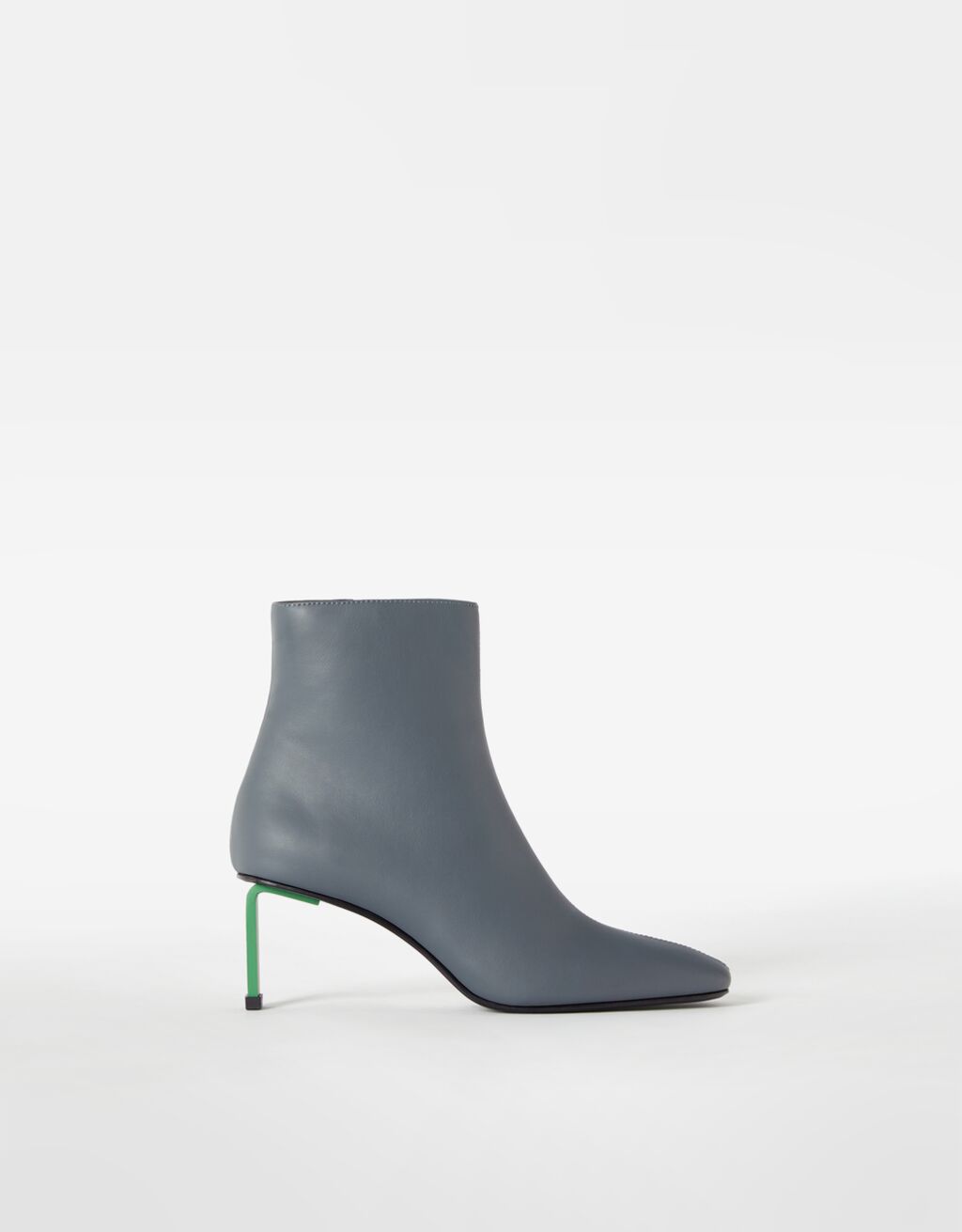 Colourful heeled ankle boots - Woman | Bershka