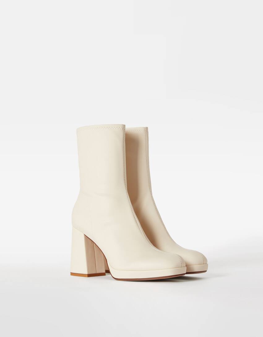Fitted high-heel mini platform ankle boots. - Woman | Bershka