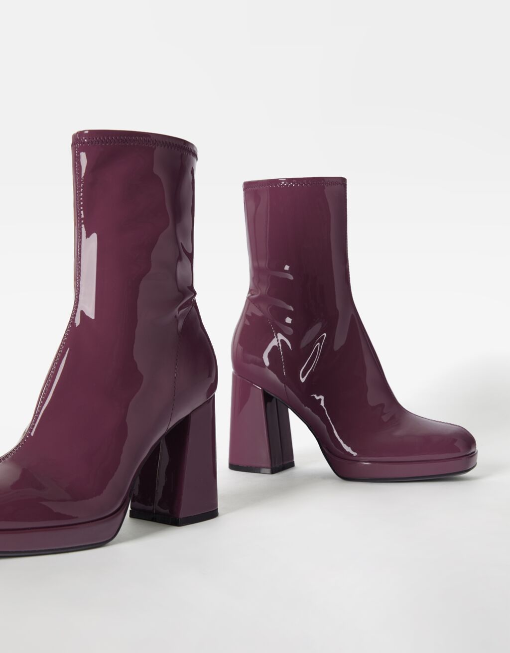 Fitted highheel mini platform ankle boots. Woman Bershka