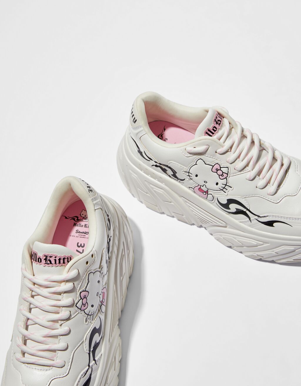 hello kitty platforms bershka
