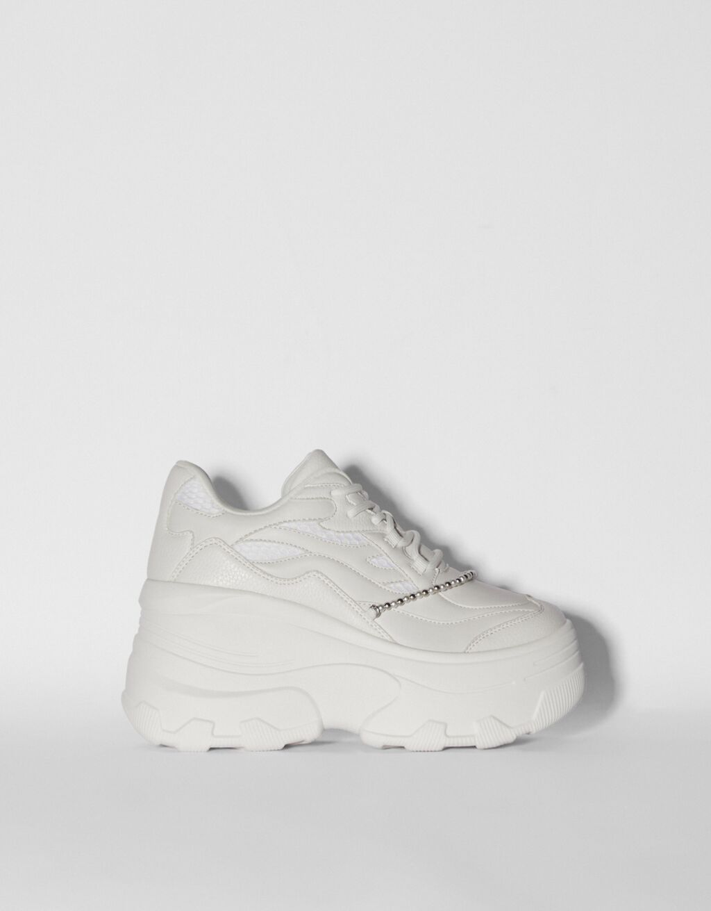 Bershka white sneakers clearance