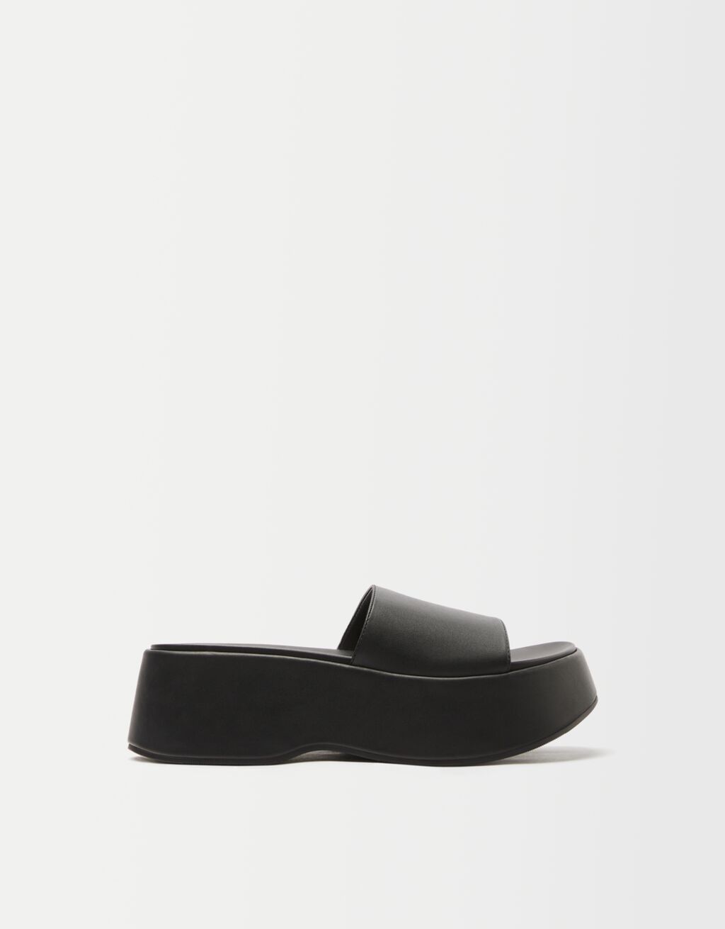 Sandalia plataforma - Zapatos - Mujer | Bershka