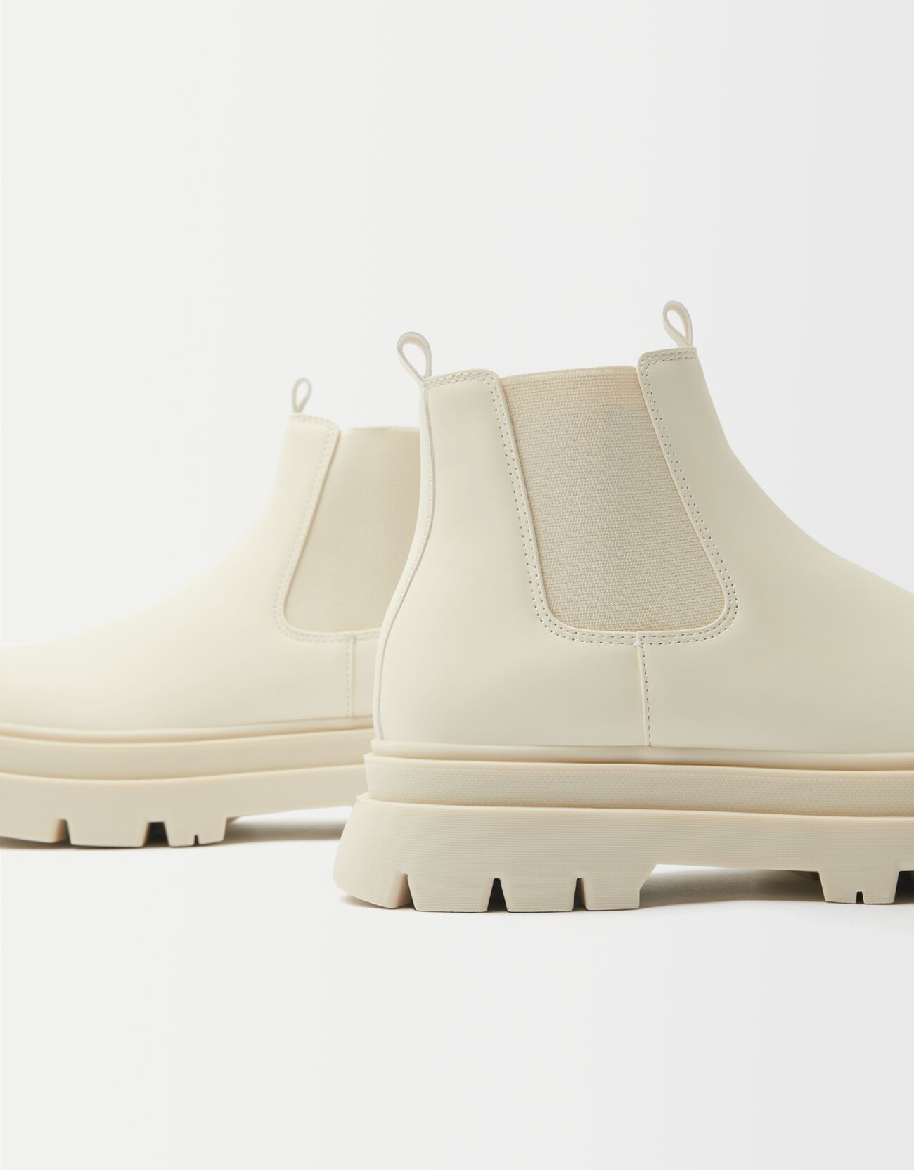 Men's boots with elastic gores - Shoes 