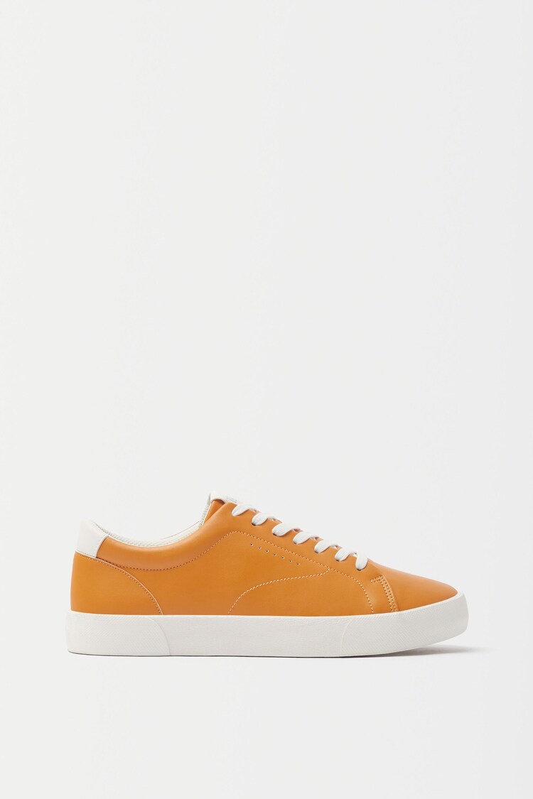 Men’s coloured trainers