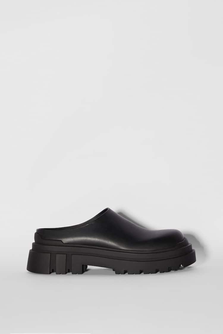 Men’s clogs with track soles