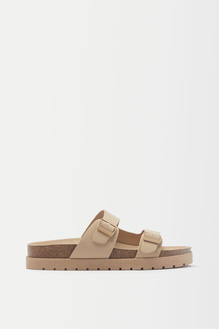 Men’s strappy sandals with buckles