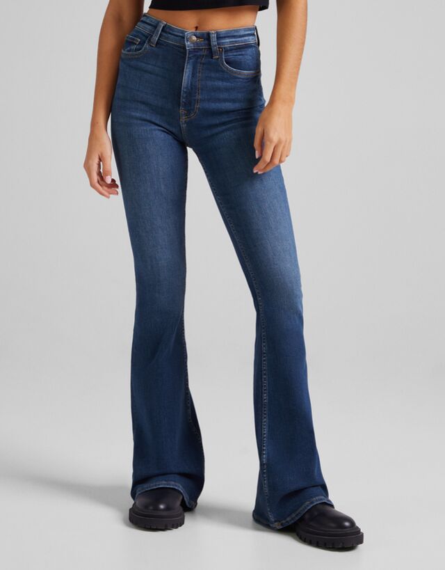 Flared jeans - Woman | Bershka
