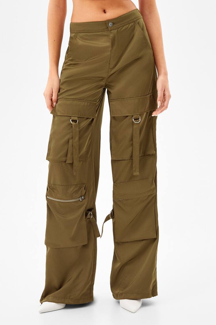 Wide-leg multi-pocket nylon-effect trousers