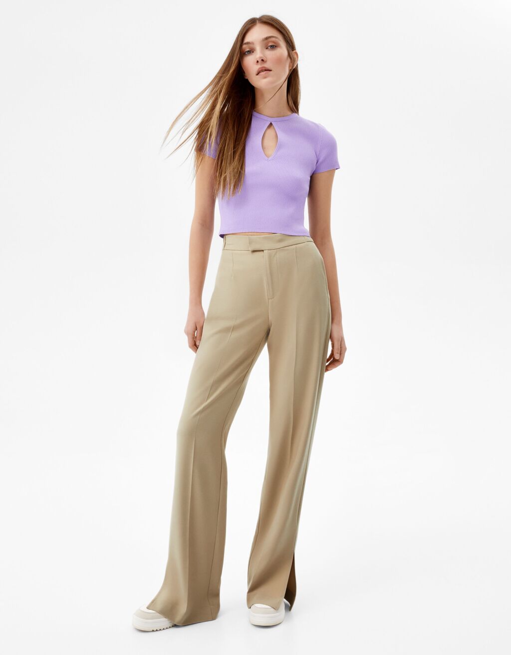 Pantaloni straight fit con spacchi