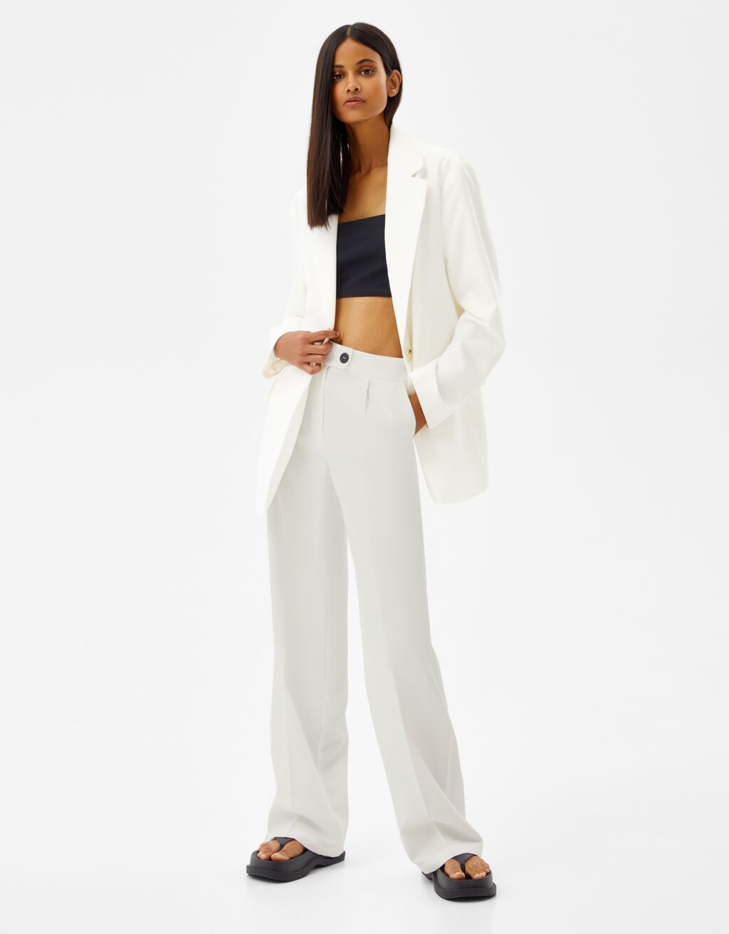 Wide-leg pants with pockets