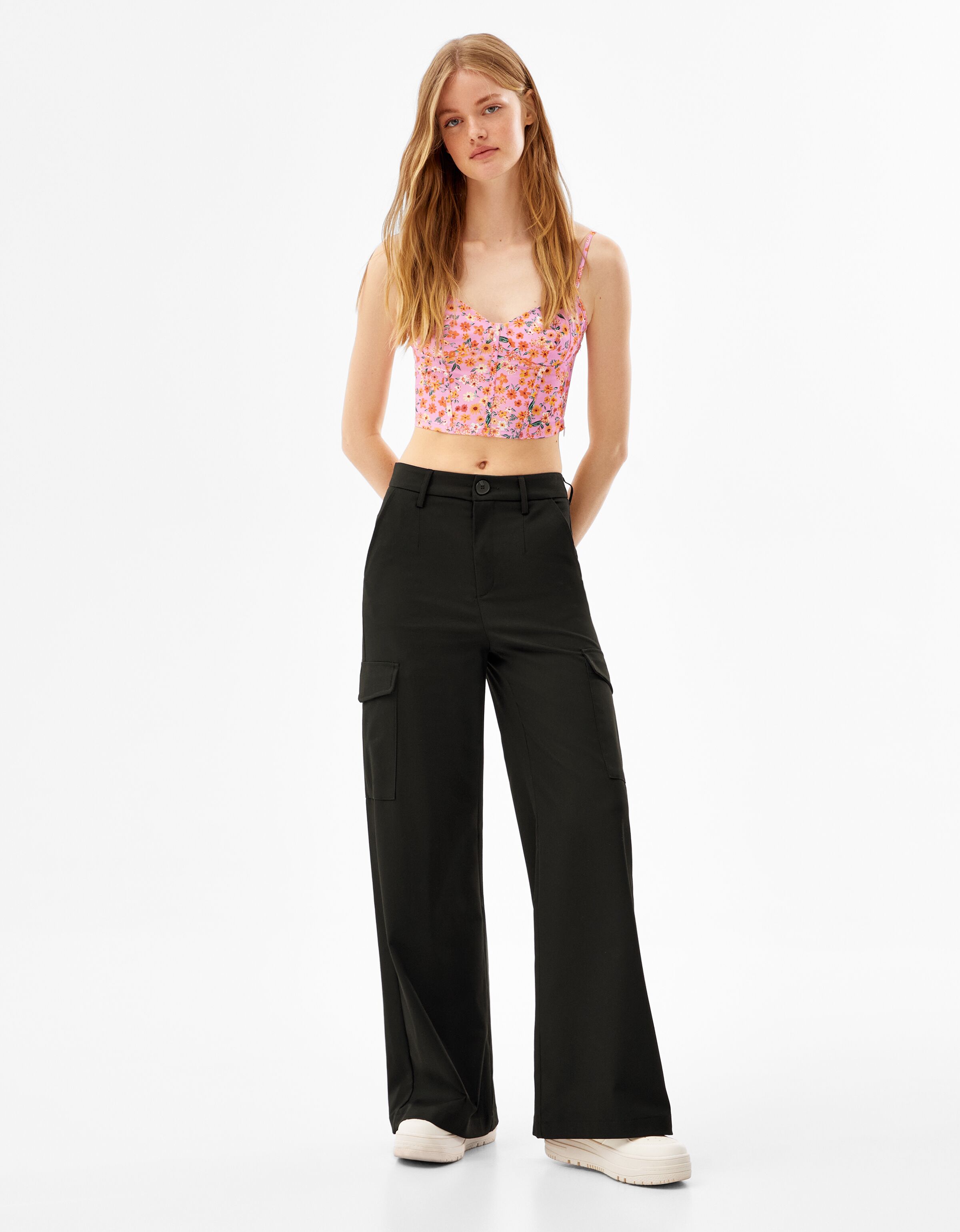 Wide-leg cargo trousers - Trousers 