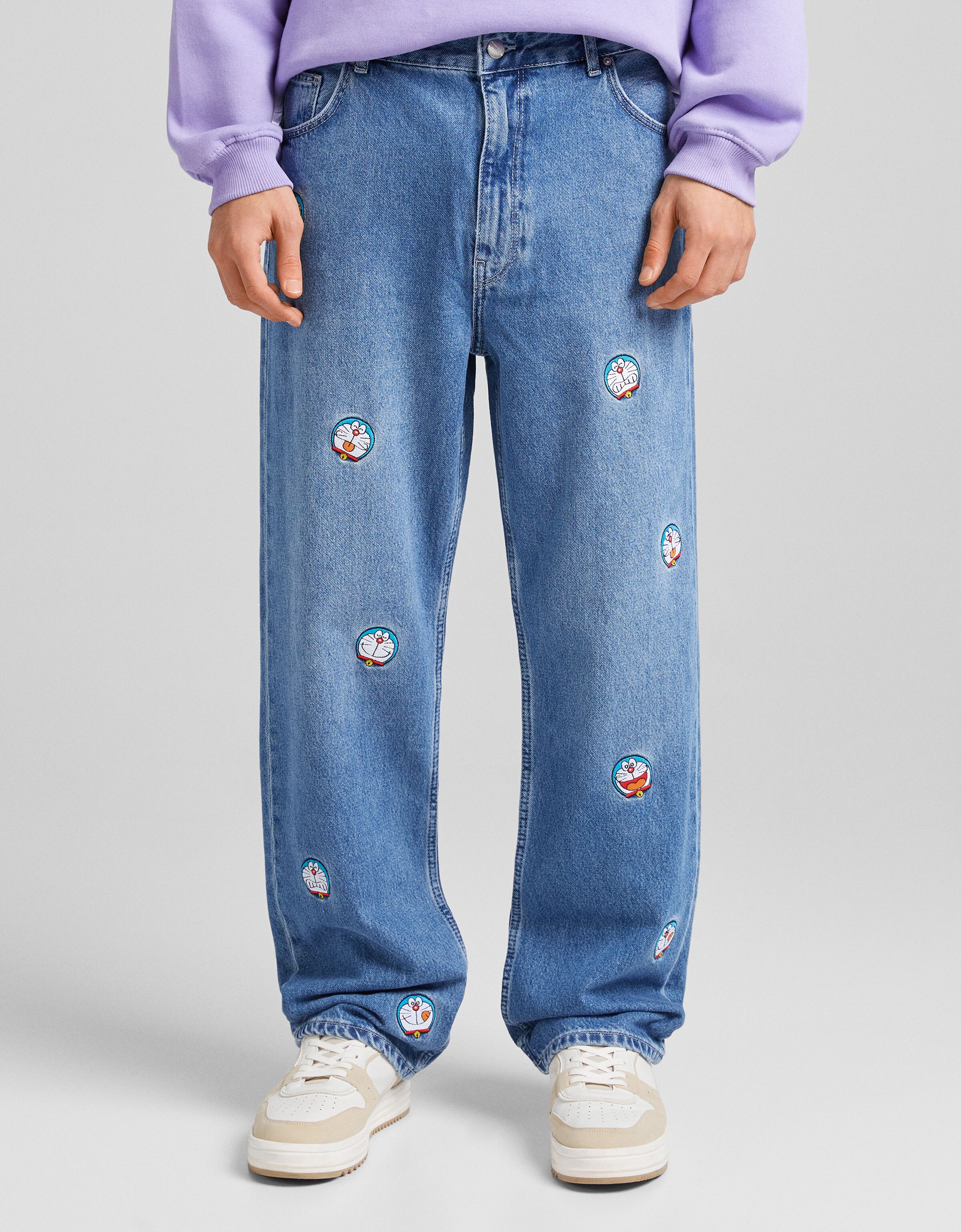 Straight fit jeans with a DORAEMON embroidered print - Jeans - Woman |  Bershka