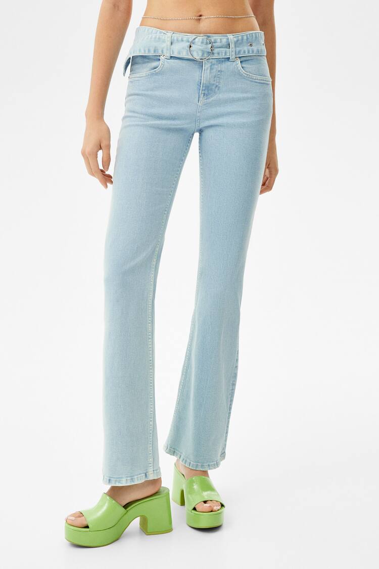 Low-waist flare jeans with belt