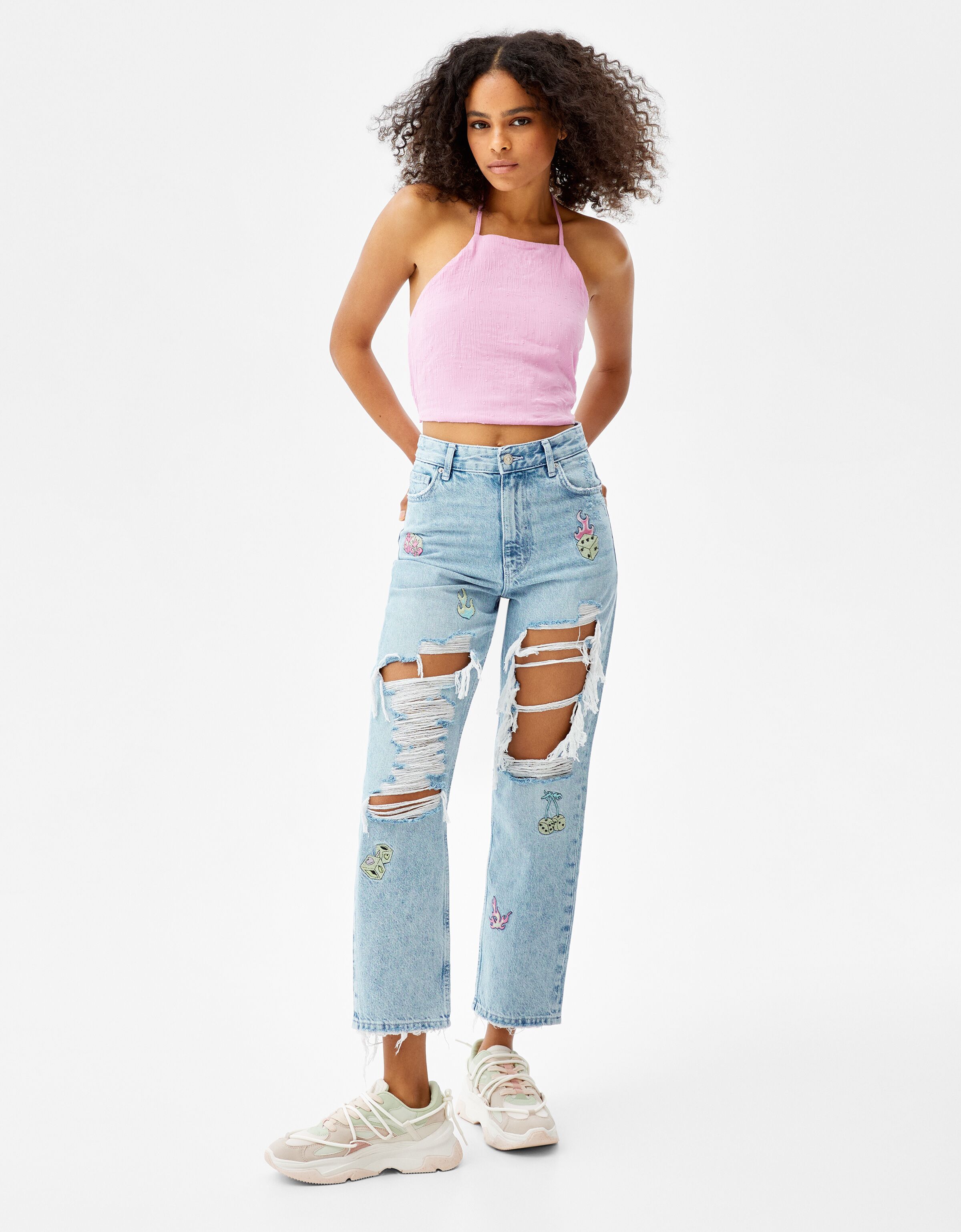 Jeans mom rotos bordados - Mujer | Bershka