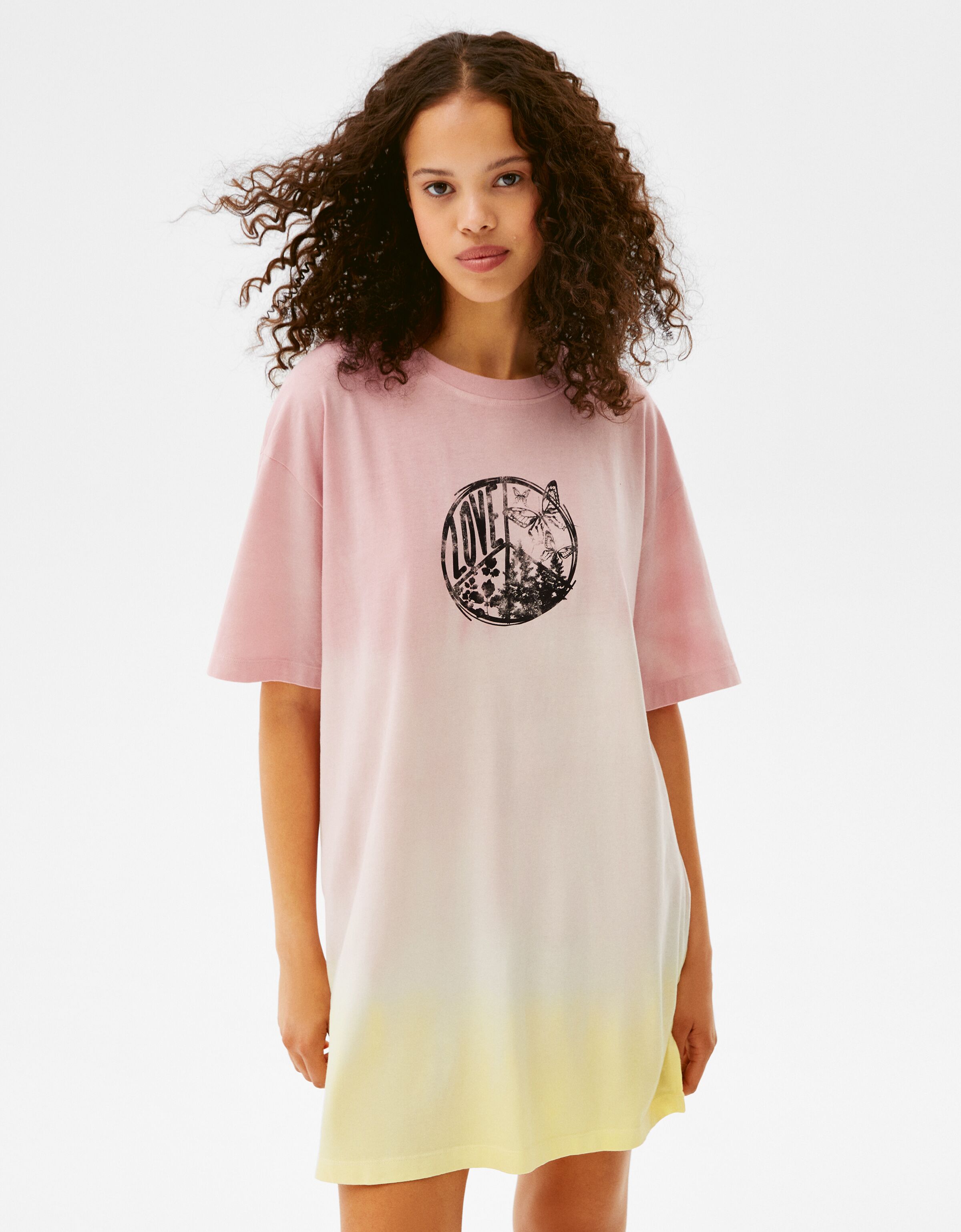 Printed T-shirt dress - Woman | Bershka