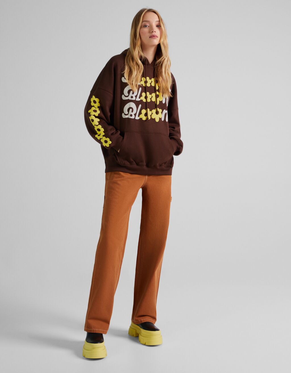 Sudadera capucha print - Sudaderas - Mujer | Bershka