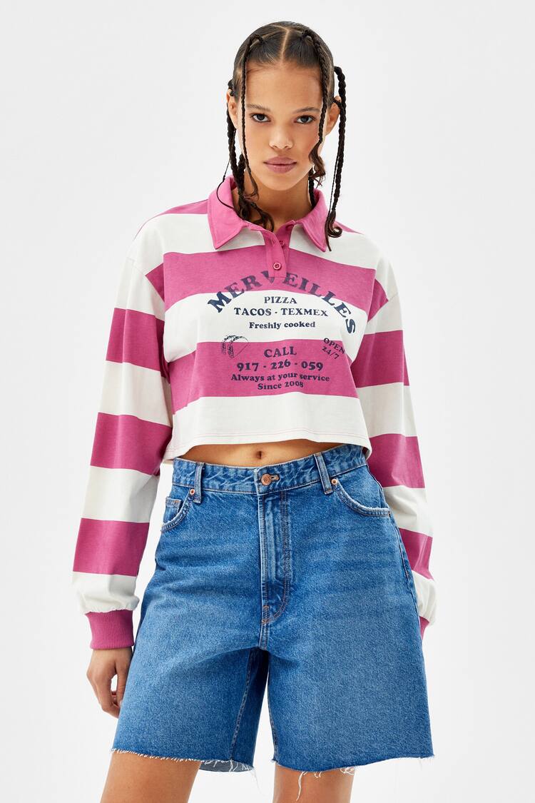 Cropped sweatshirt with a polo collar and print
