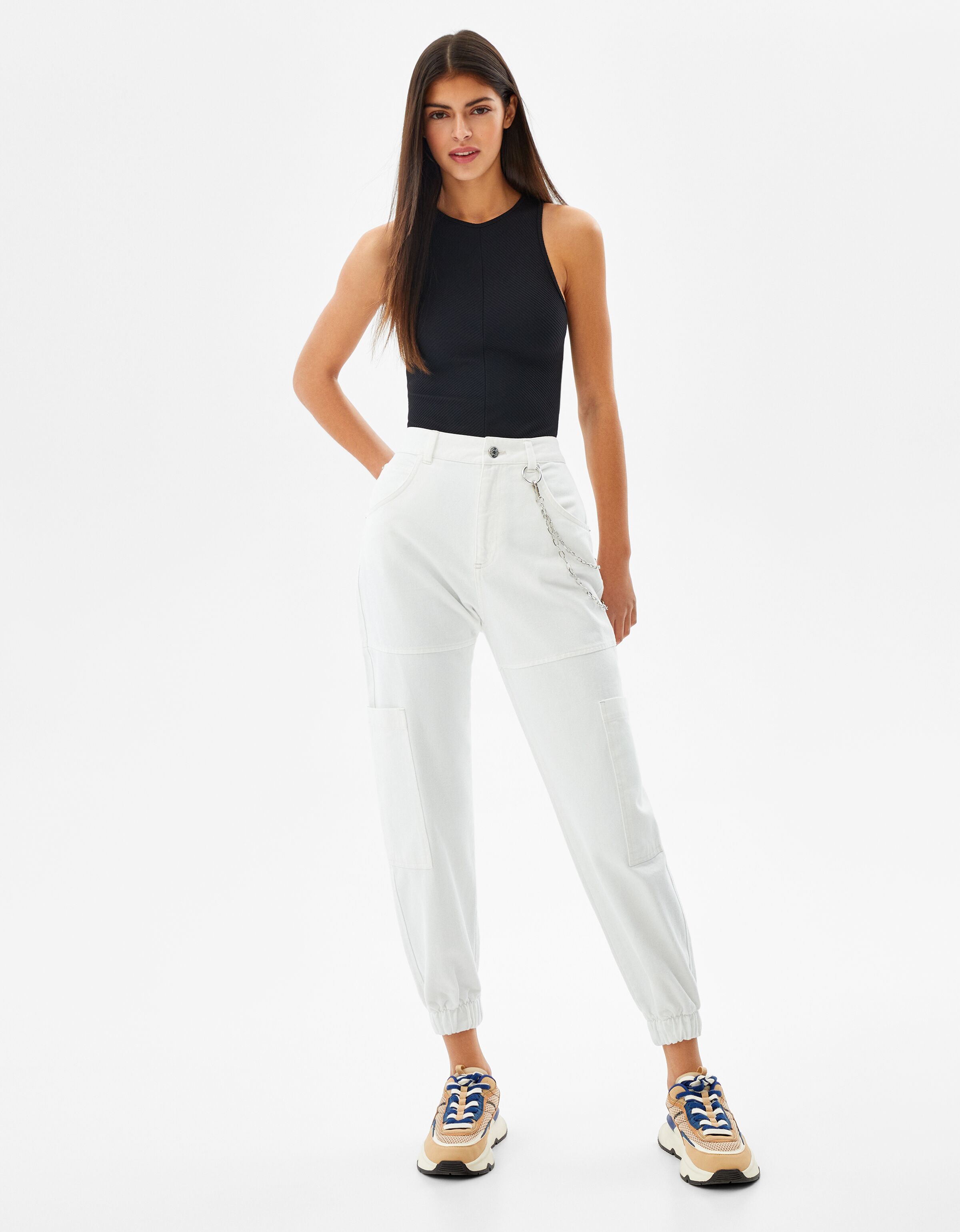 Pantalón jogger cargo algodón cadena - Mujer | Bershka
