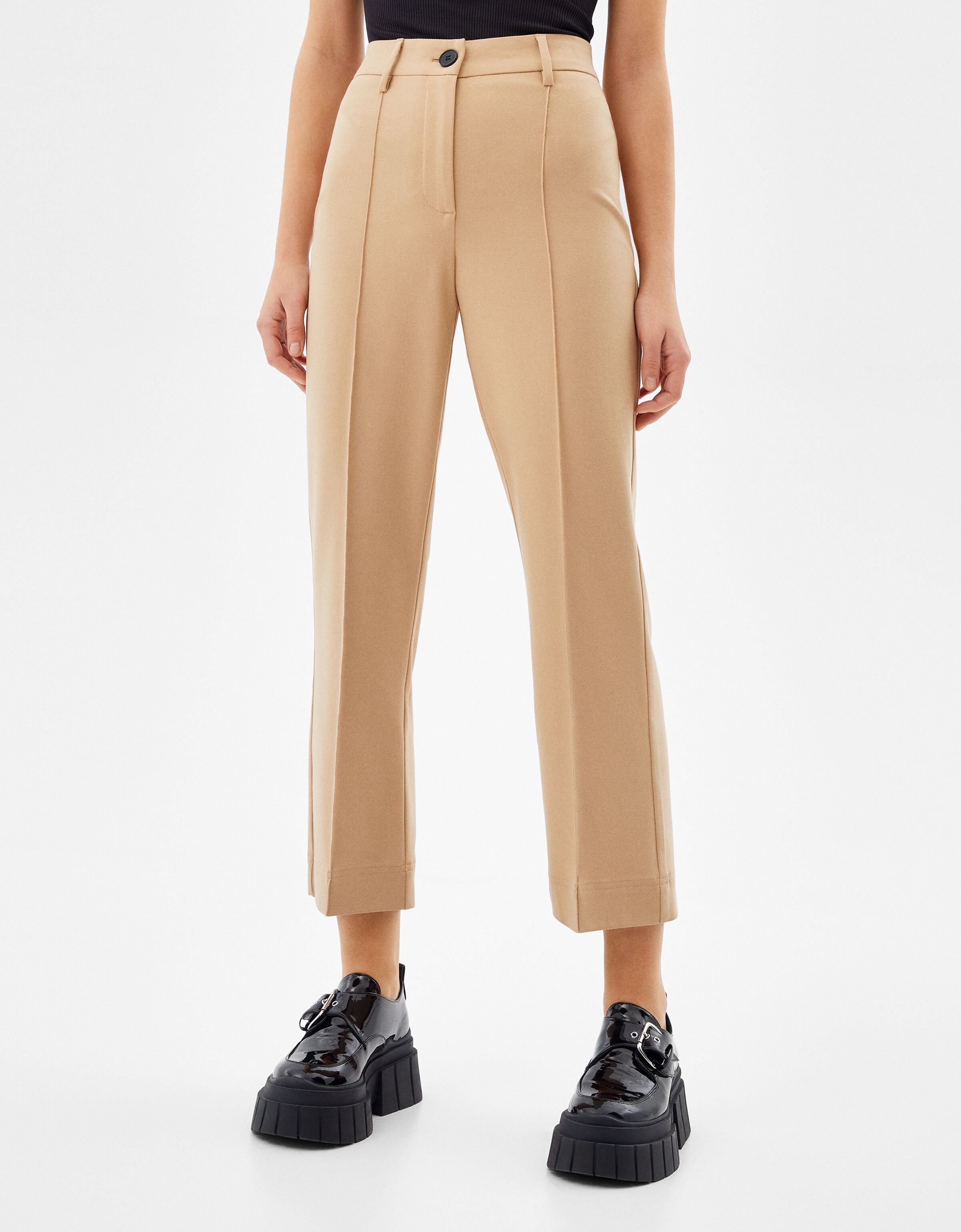 Pantalón kick flare - BERSHKA - Mujer