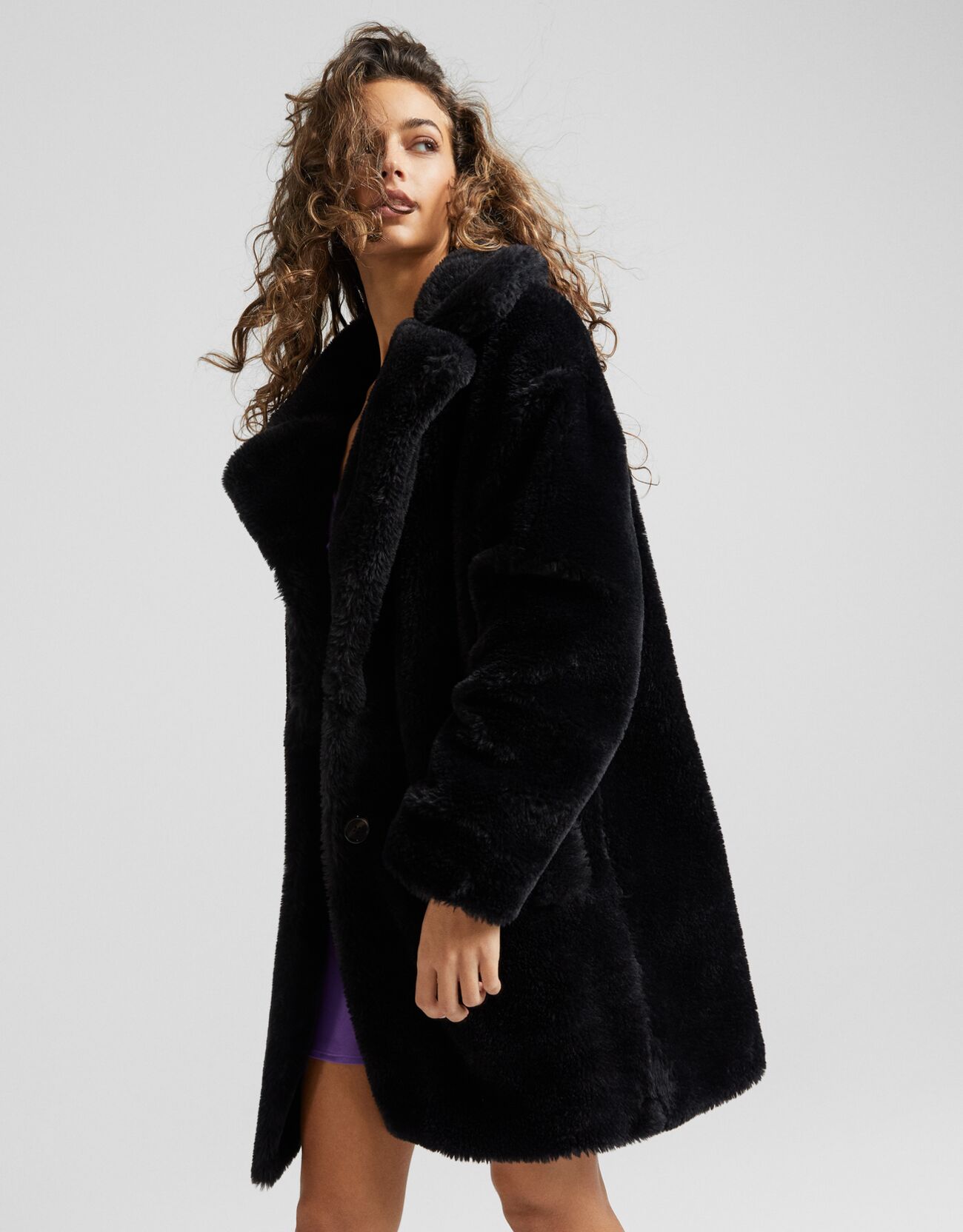 faux fur coat black
