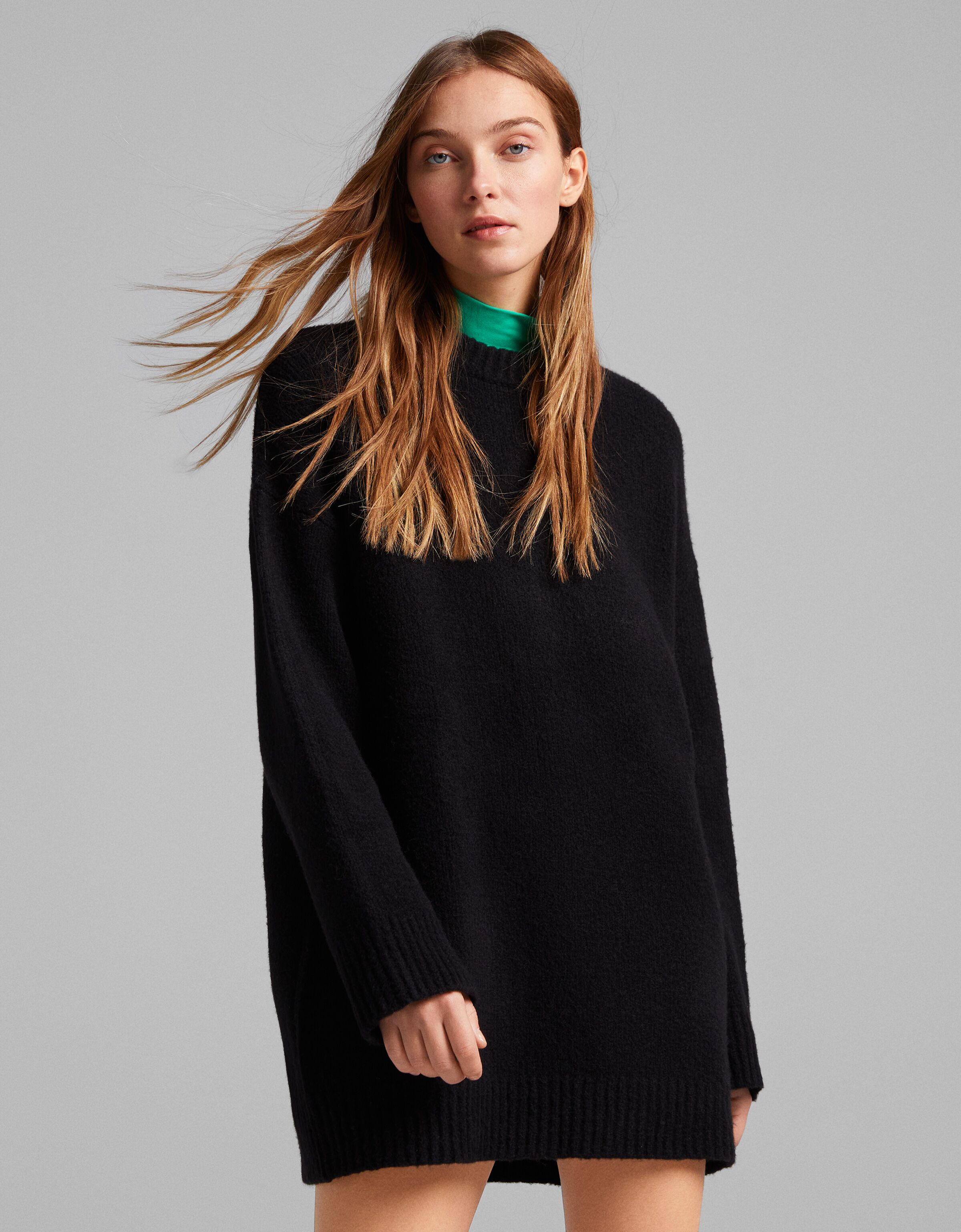 Round neck sweater - Woman | Bershka