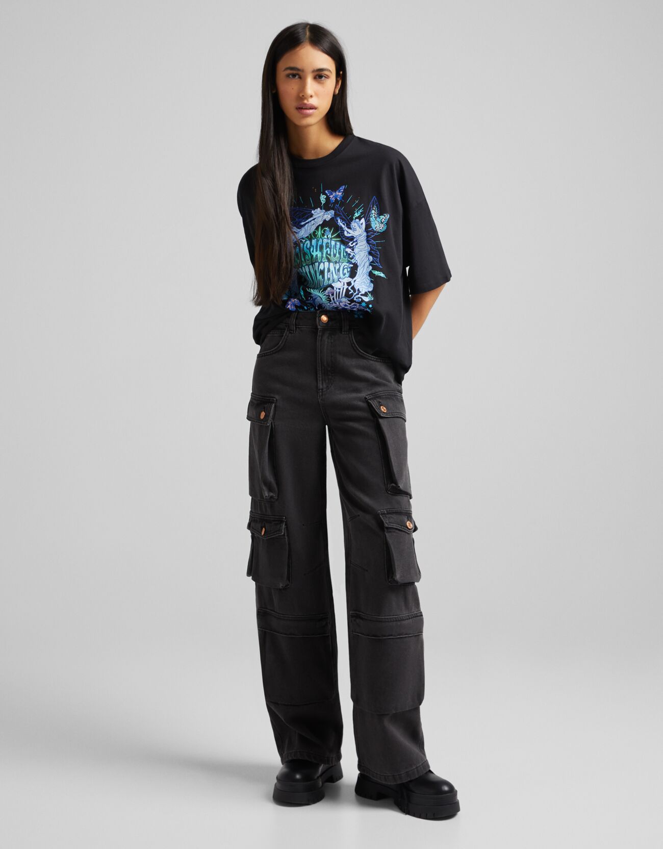 Camiseta manga corta print - Camisetas - Mujer | Bershka