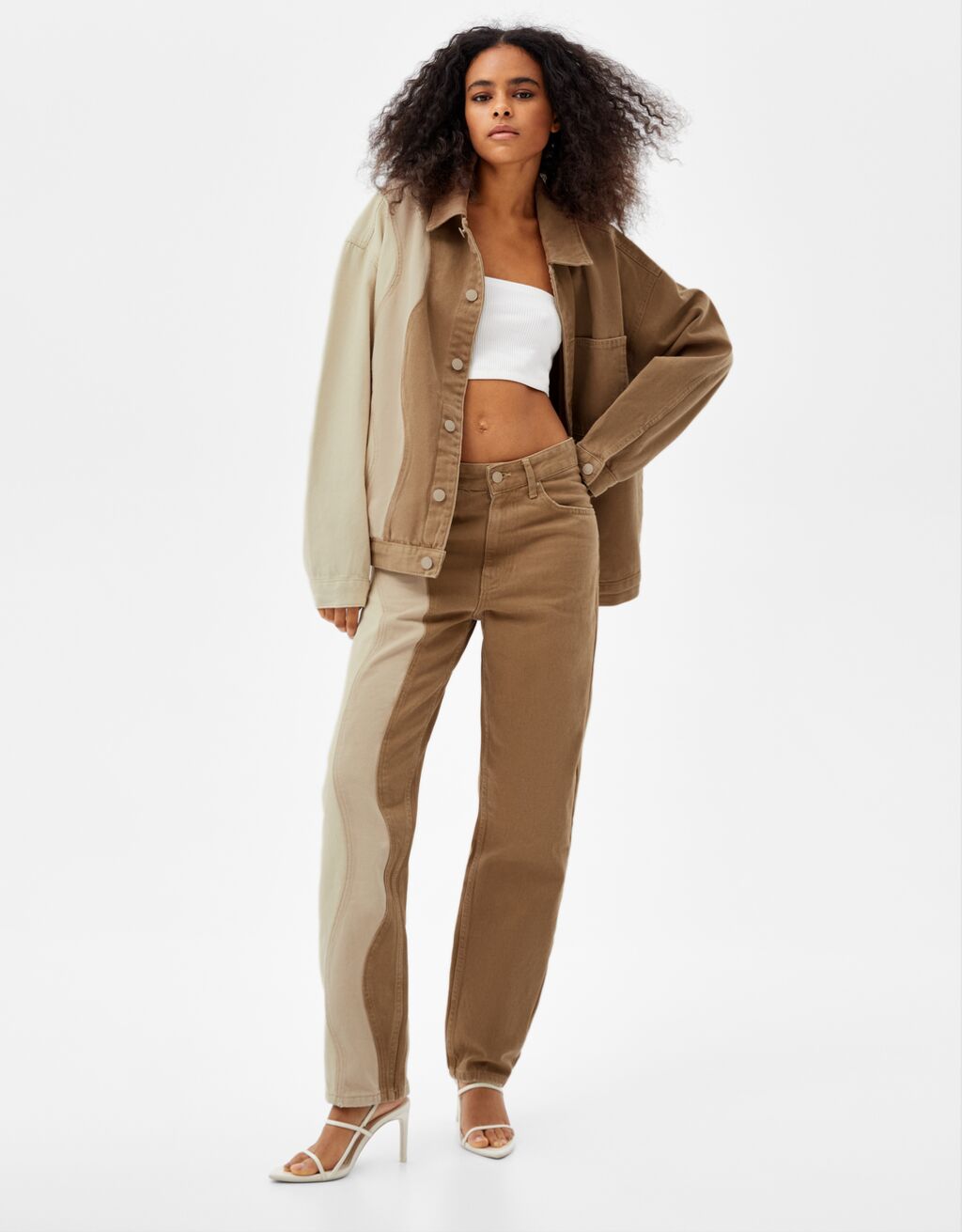Set giacca e pantaloni a contrasto - Donna | Bershka