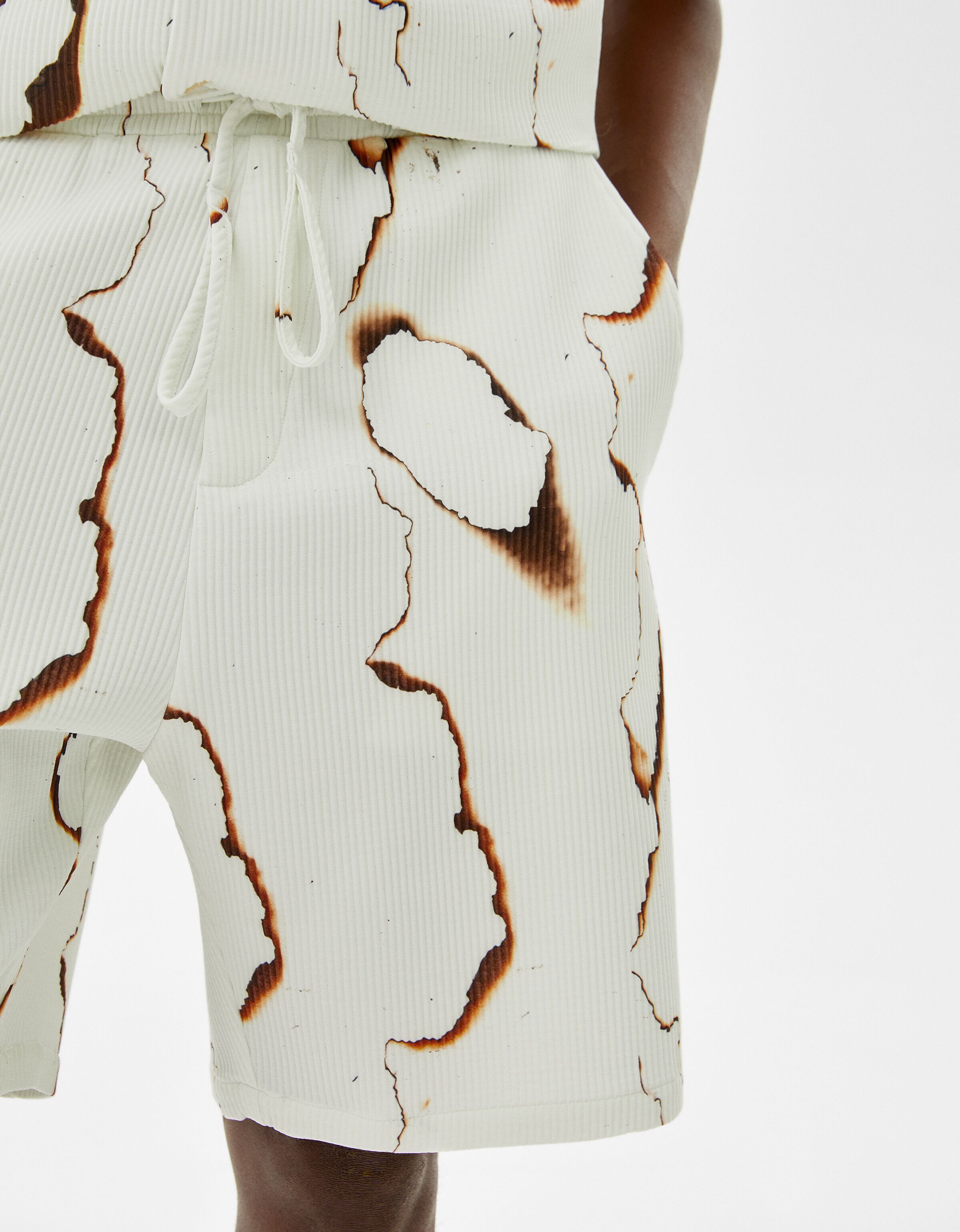 Mujer Jeans jogger efecto marmol Azullavado | Jeans Bershka \u003c Esperando a  Christine