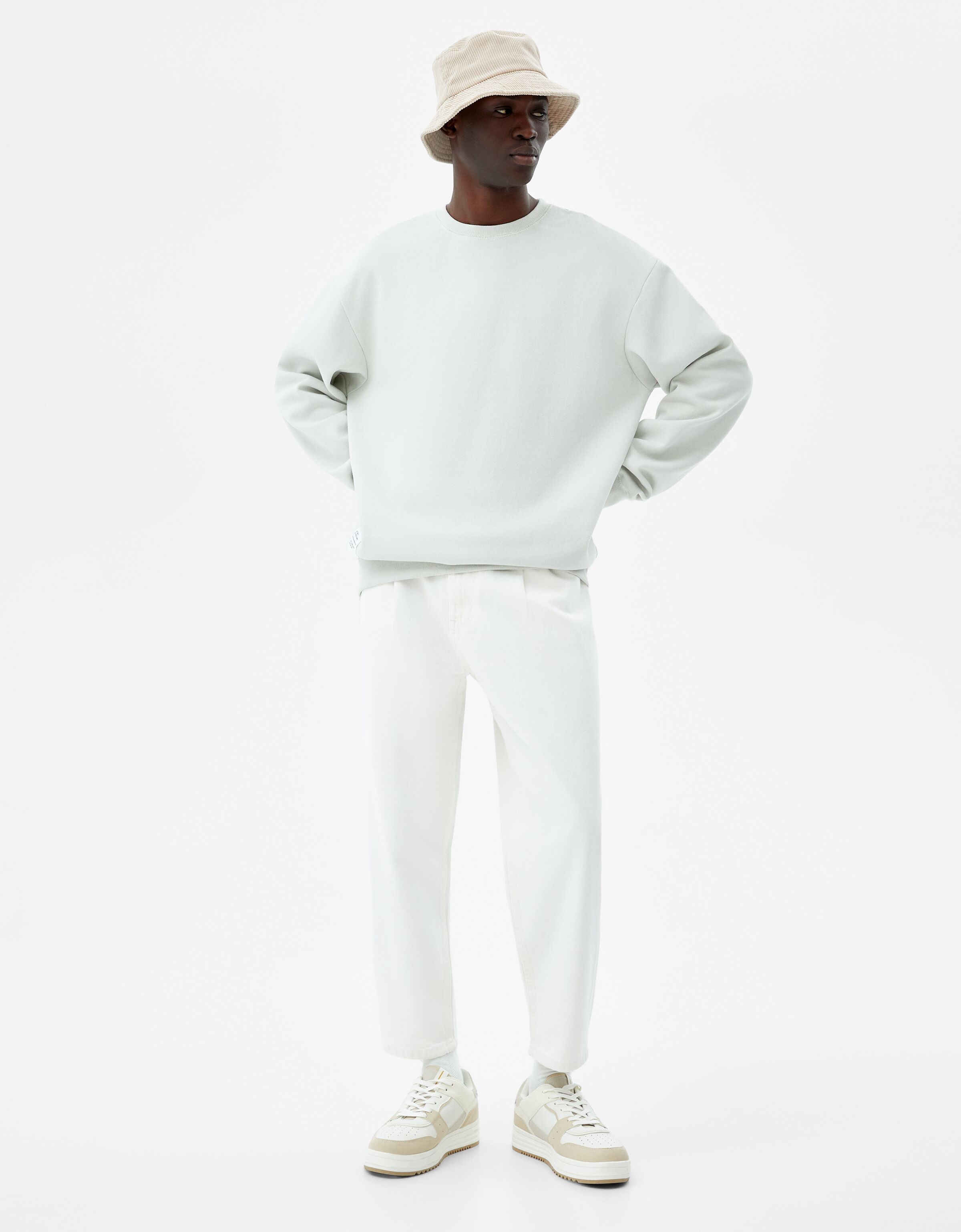 Balloon fit jeans - Jeans - Man | Bershka