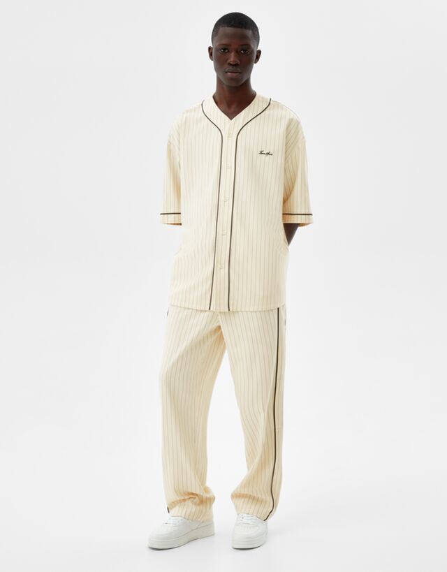 Pantalón wide raya diplomática - Pantalones - Hombre | Bershka