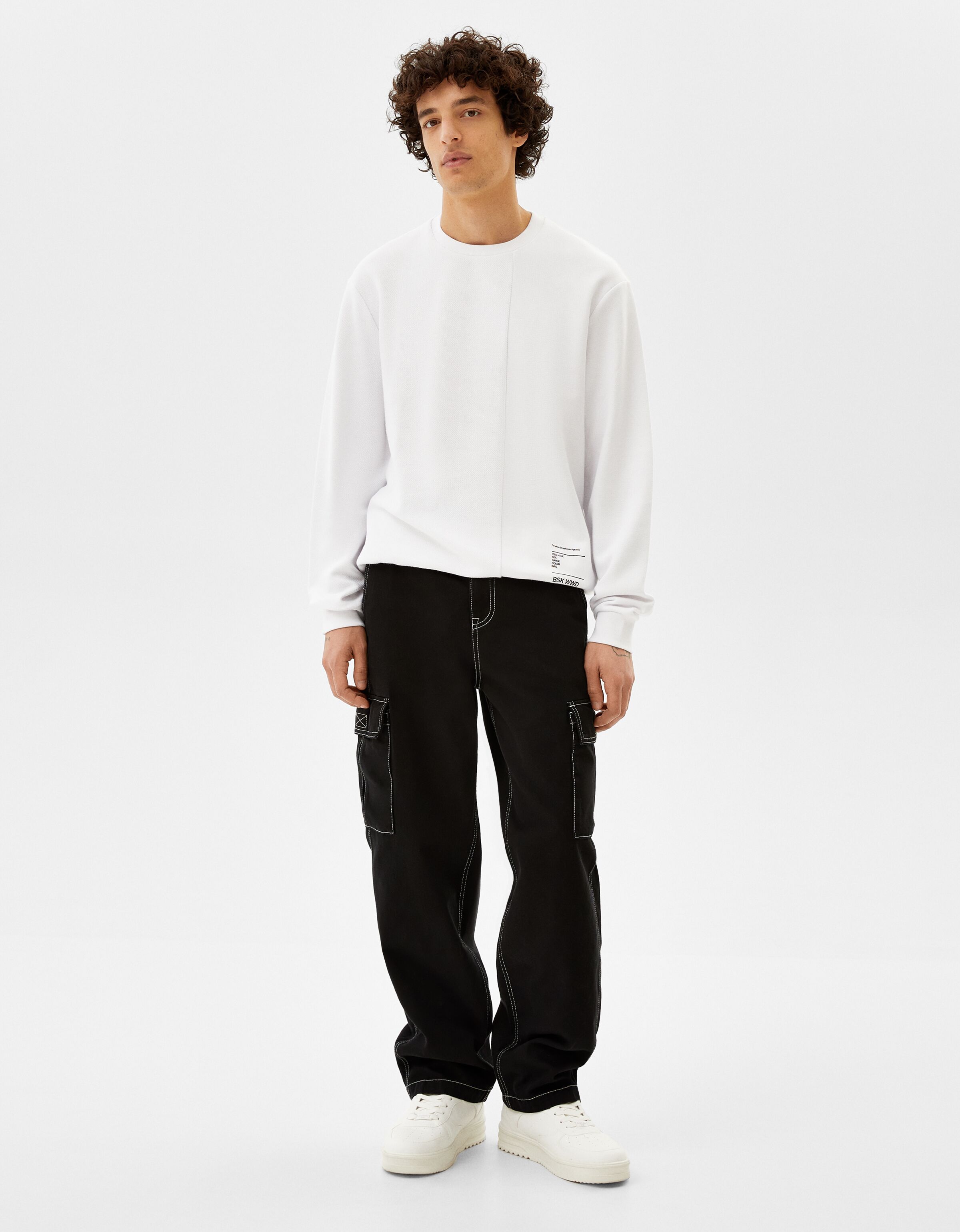 Wide-leg utility cargo trousers 