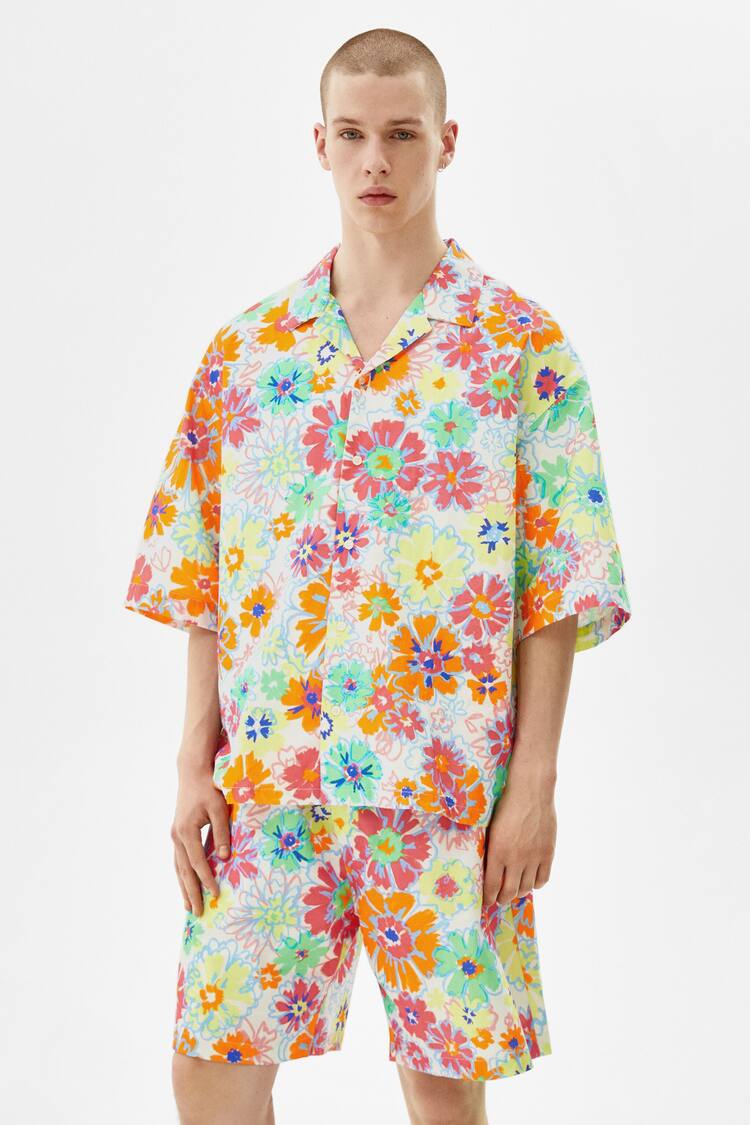Floral print boxy fit short sleeve shirt