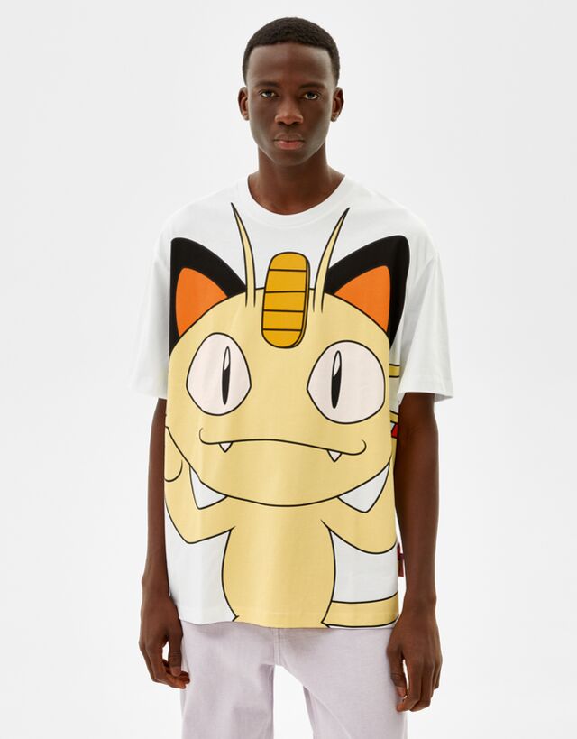 Short sleeve Meowth Pokémon by Bershka 