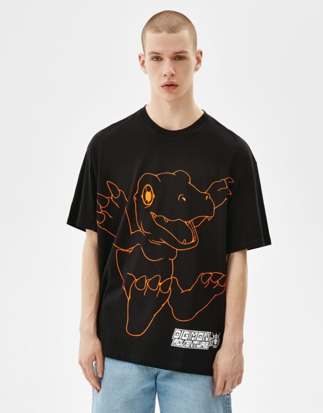 Bershka lanza colección de ropa del anime 'Evangelion' y las redes  enloquecen | PorEsto