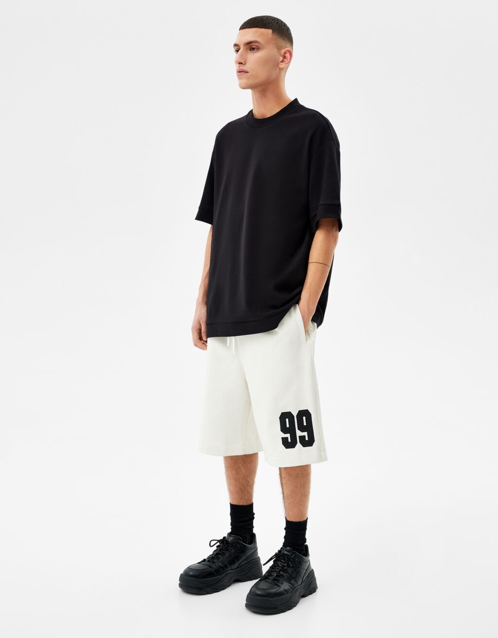 Bermuda effetto pelle con stampa - Bermuda - Uomo | Bershka