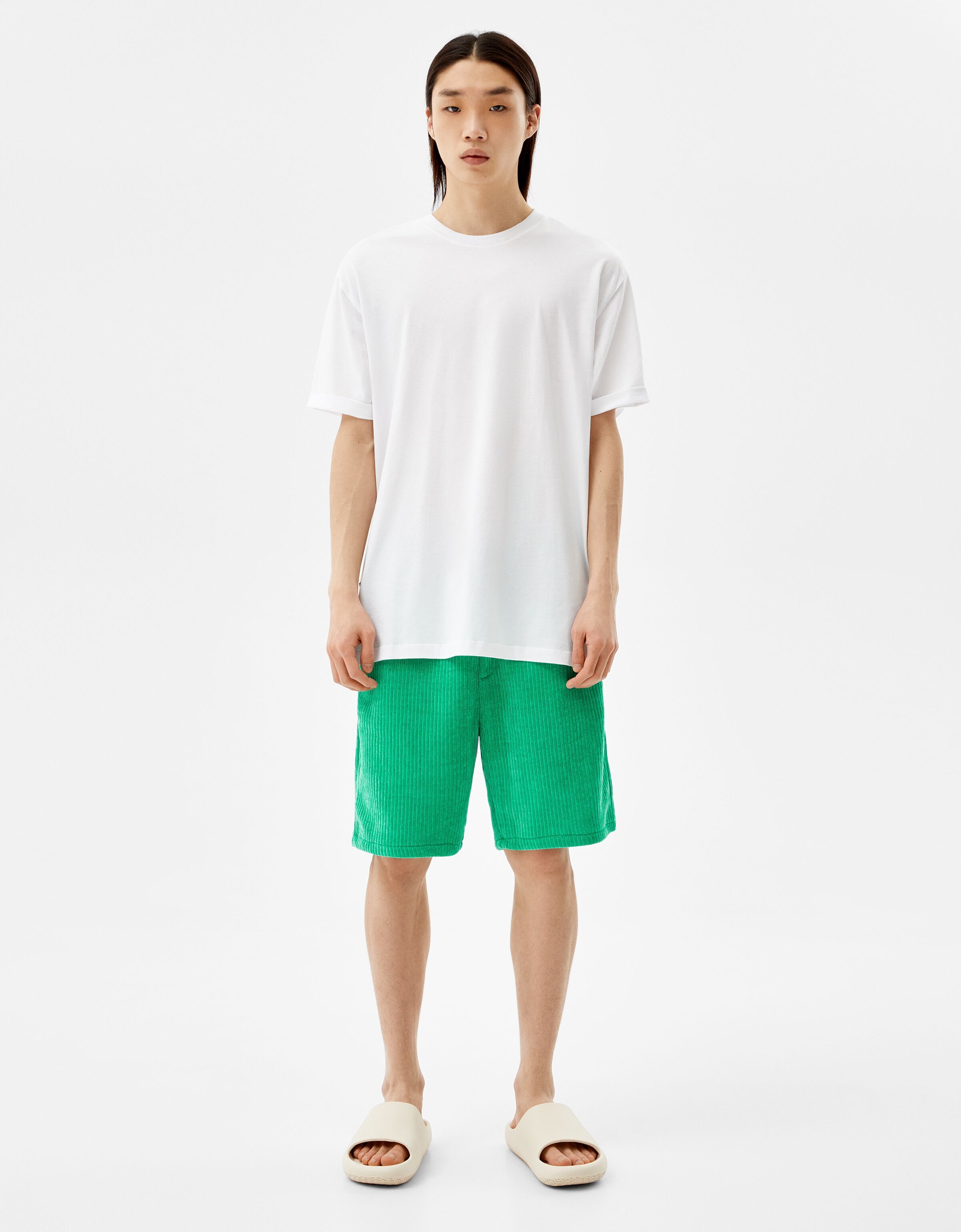 Relaxed fit cloth Bermuda shorts - Shorts - Man | Bershka