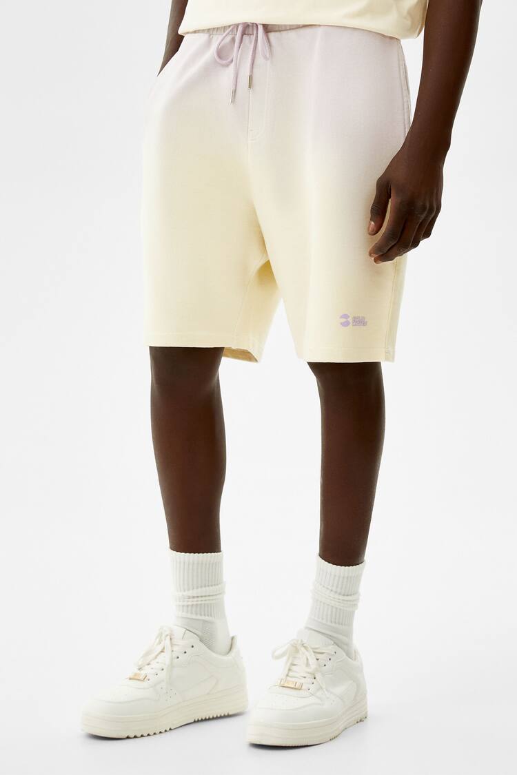 Plush deep-dye Bermuda shorts