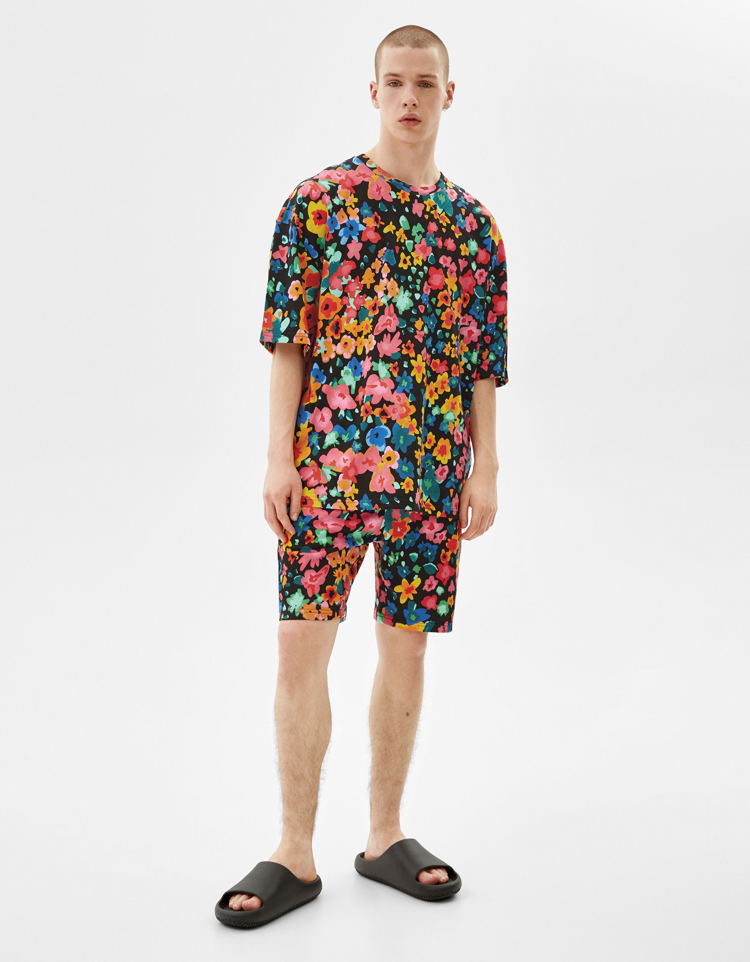 Floral print Bermuda shorts - Man | Bershka