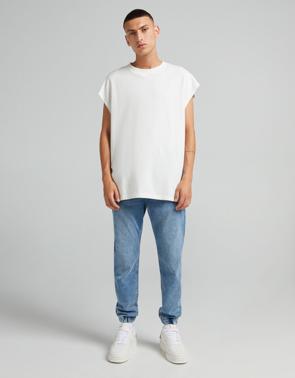 Soft denim jogger jeans - Jeans - Man 