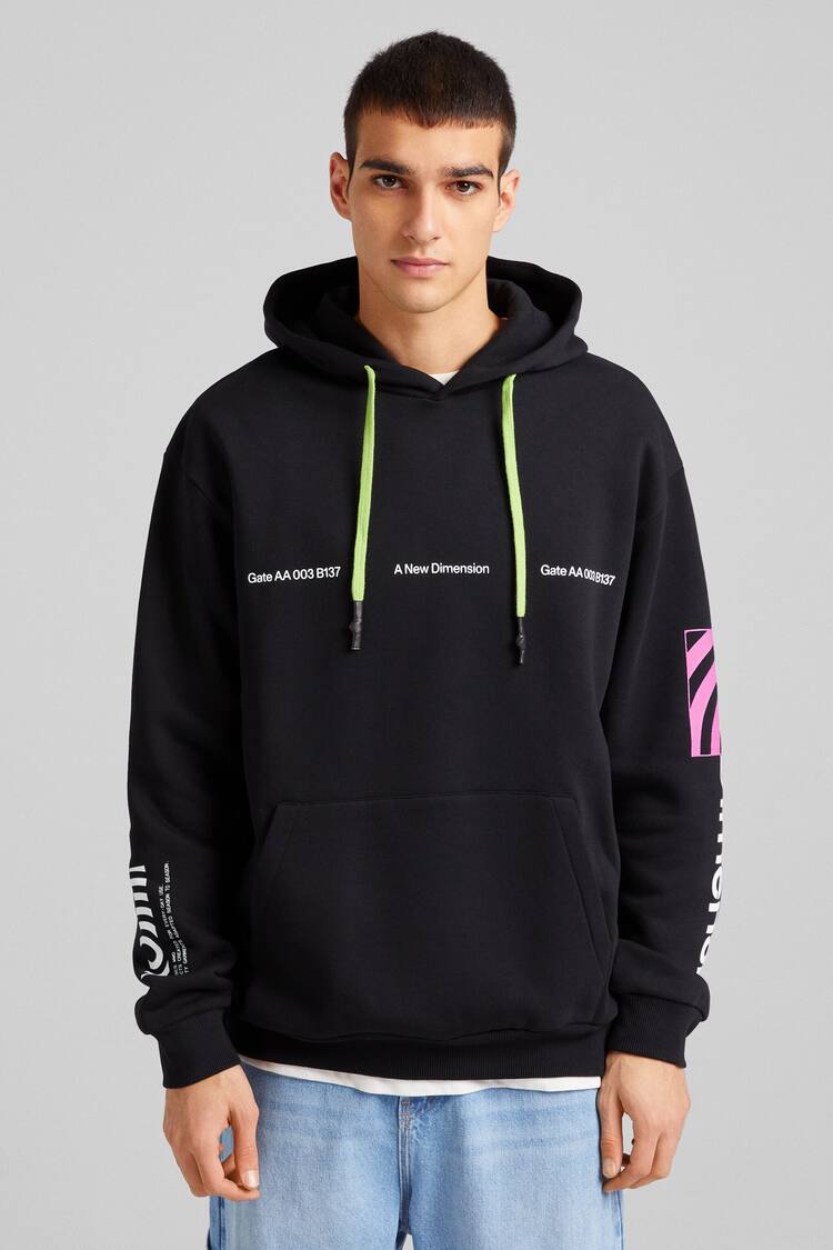 Standard fit print hoodie