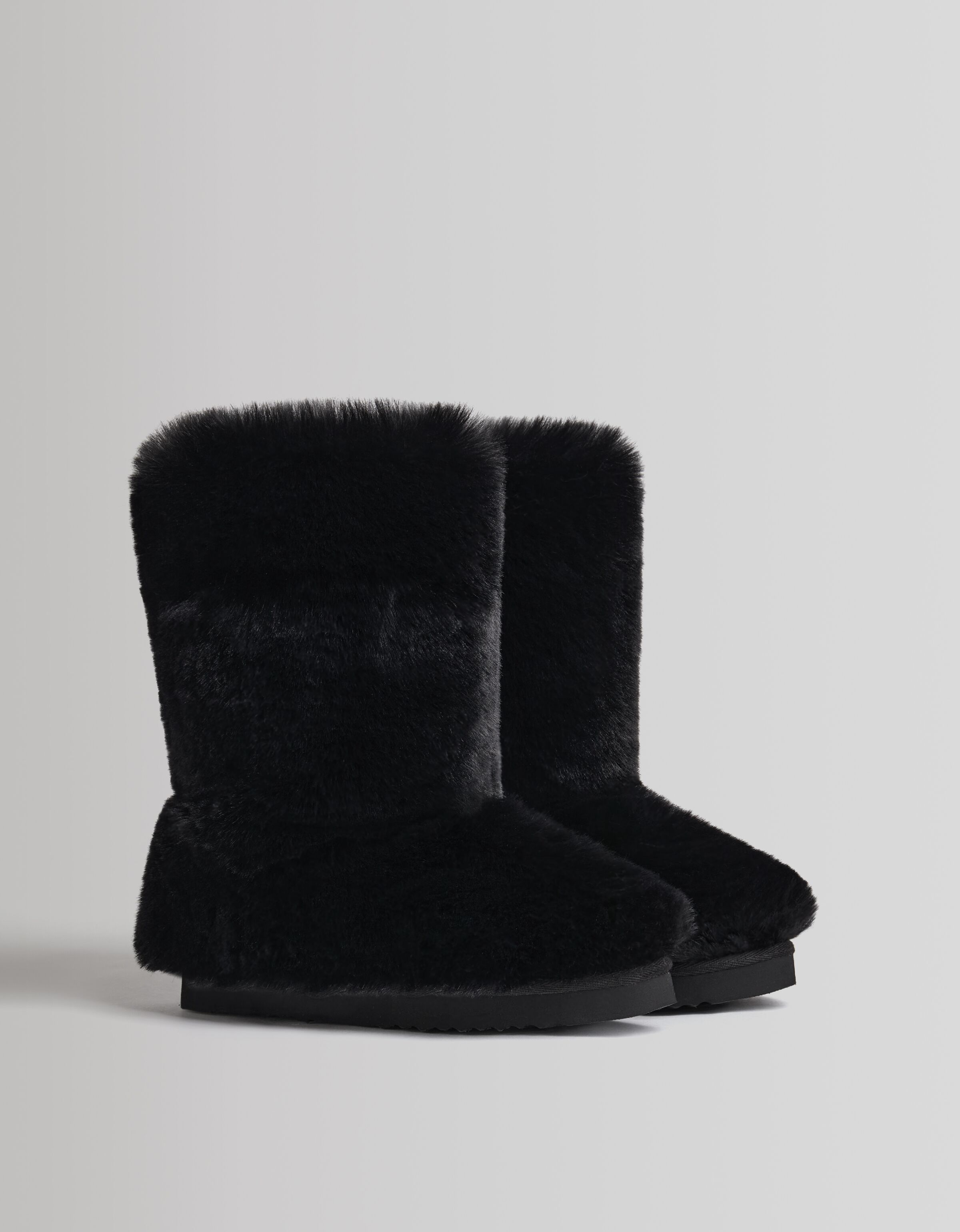 Botas planas pelo - Mujer | Bershka