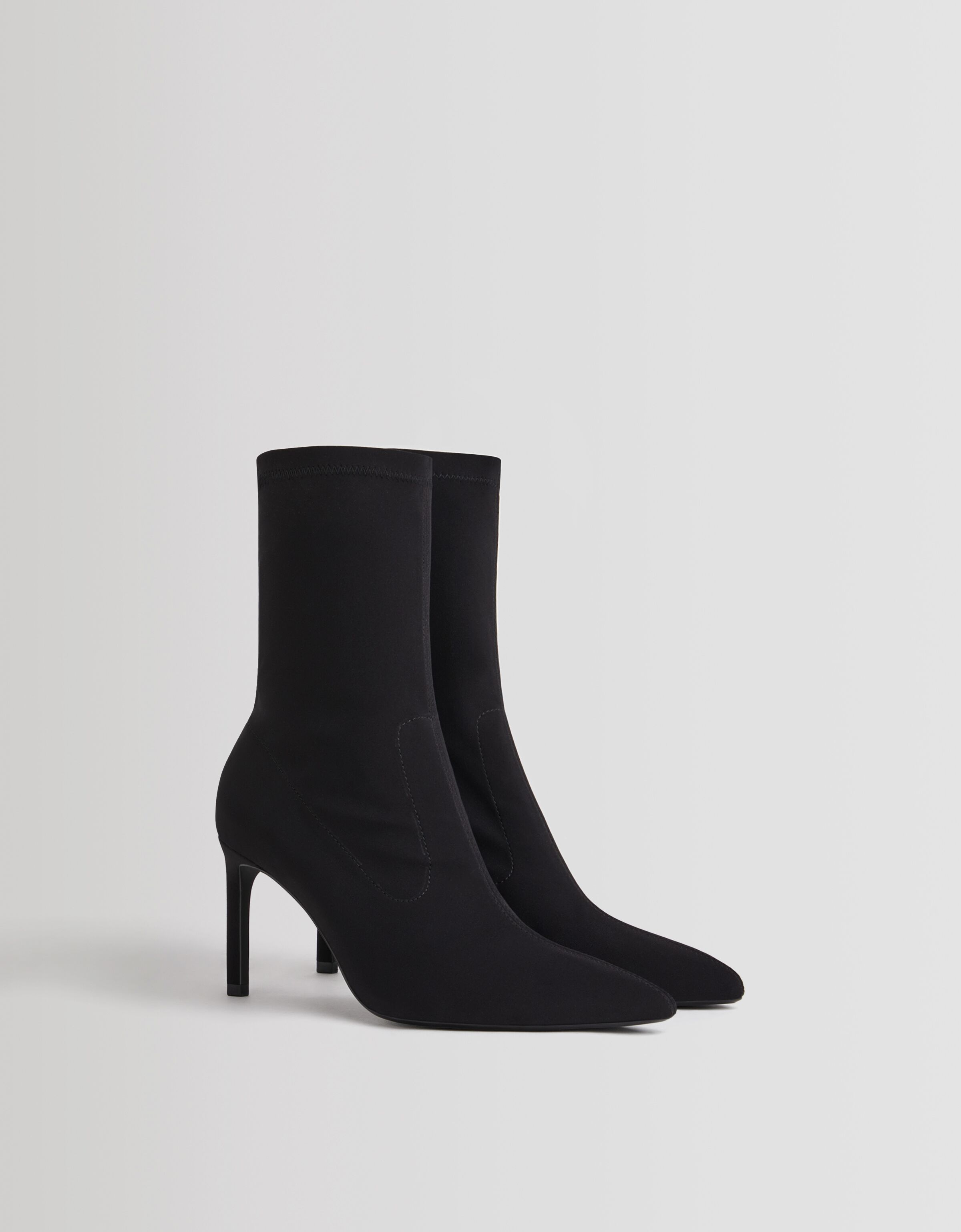 Botines tacón ajustados - Zapatos - Mujer | Bershka