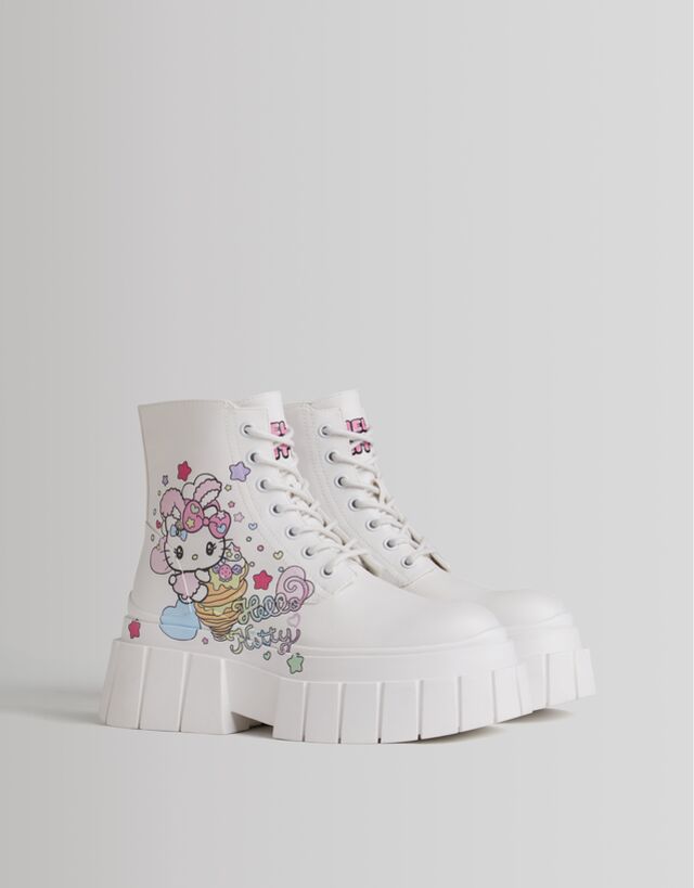 Hello Kitty enkellaars met plateauzool en veters - Schoenen - Dames |  Bershka
