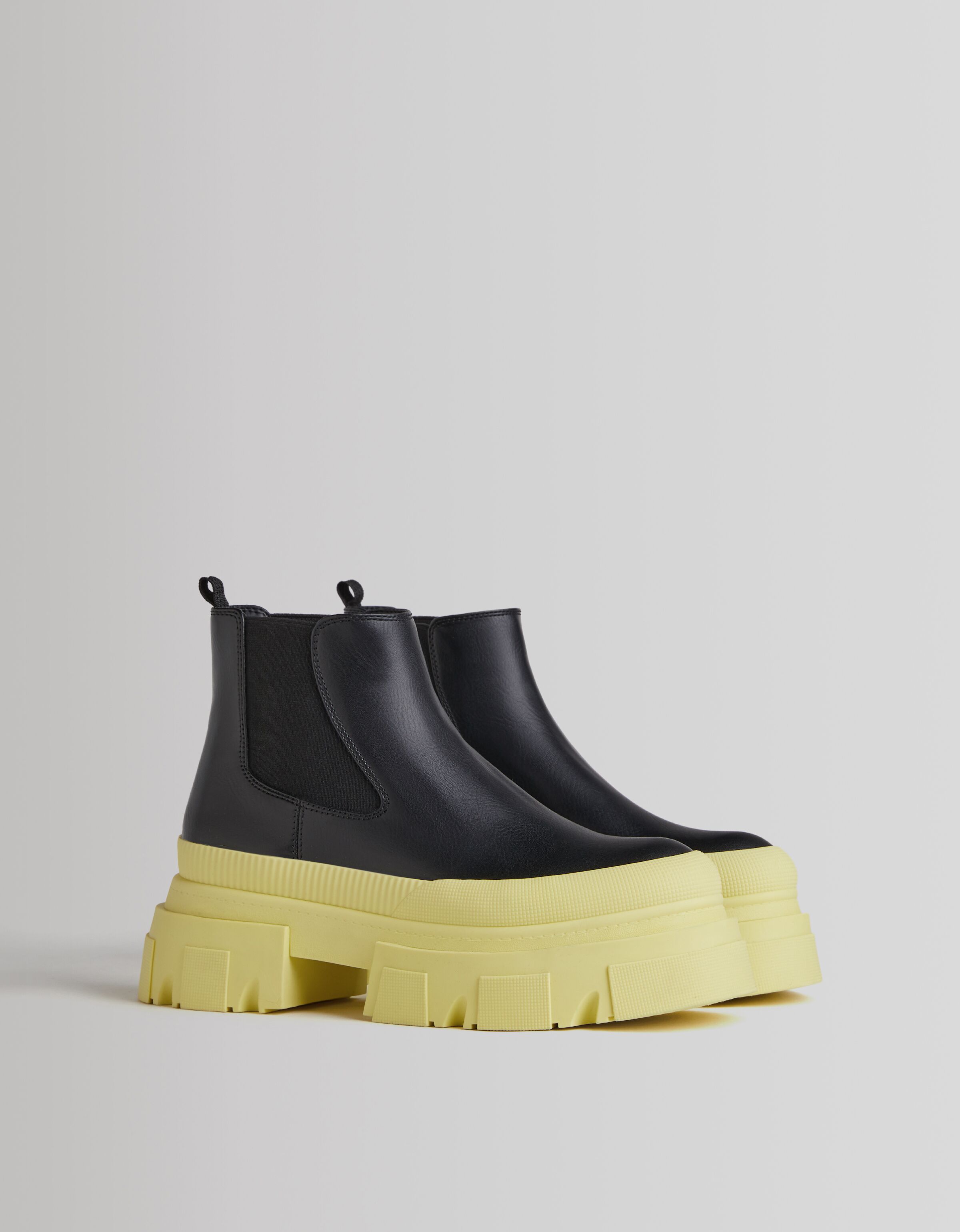 Botines suela color - Mujer | Bershka